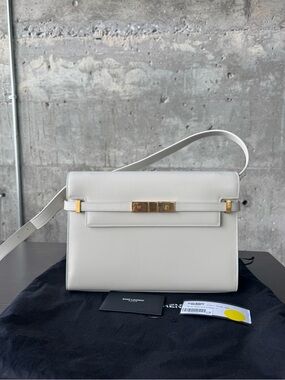Saint Laurent Manhattan Medium Shoulder Bag